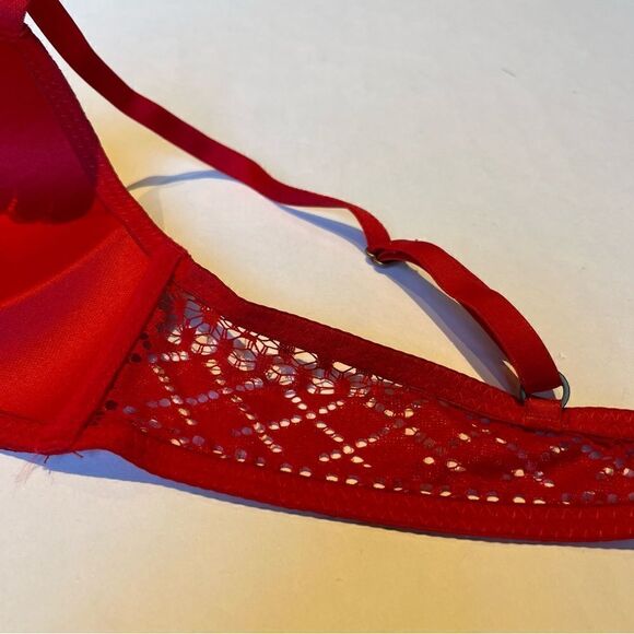 Lucky Brand Bra Red 36D Padded, adjustable straps - Picture 7 of 8